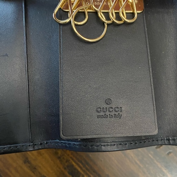 Gucci red & blue sherryline key holder - Picture 10 of 12